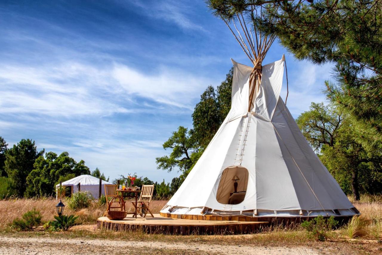 Готель Goodmuda Tipi'S Грандола Екстер'єр фото